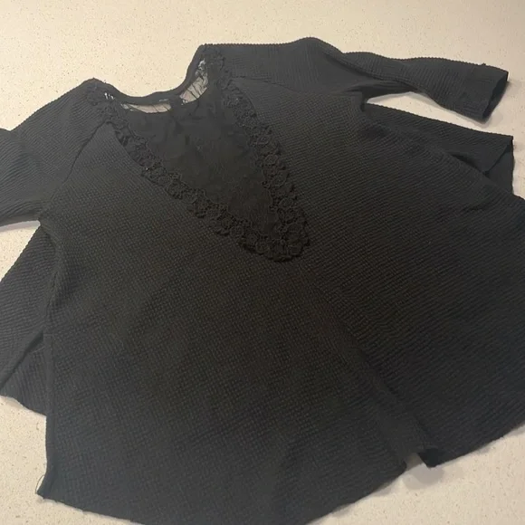 Free People knit sweater womens size S. - Picture 3 of 3